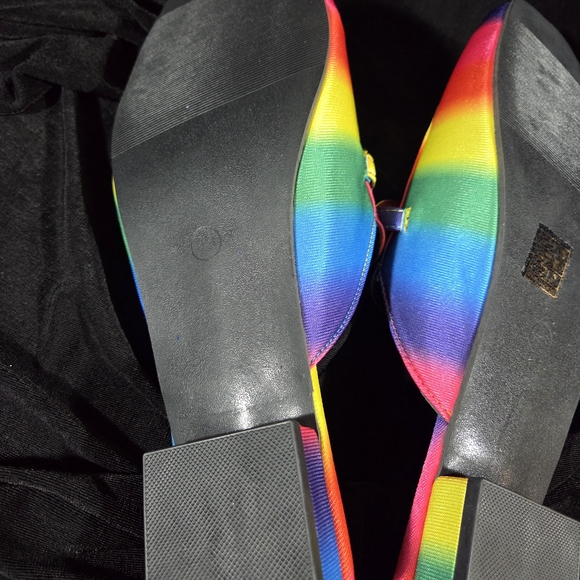 Colorful Women's Slip-On Loafers - Picture 5 of 6